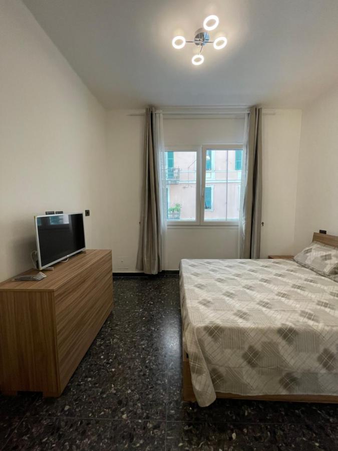 Due Passi Dal Mare Savona Exterior foto